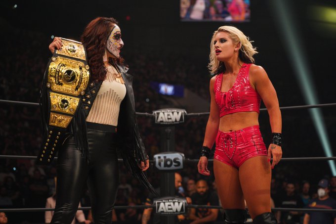 Toni Storm and Thunder Rosa