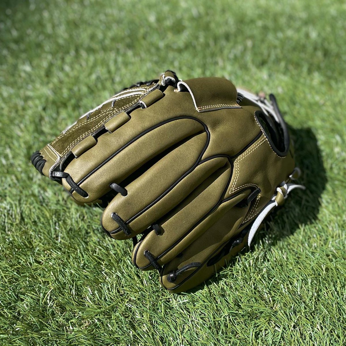 ryuto_yano's tweet image. 【グラブ型付け⚒✨】
⁡
𝐘𝐀𝐍𝐎&apos;𝐒𝐆𝐋𝐎𝐕𝐄𝐒𝐀𝐋𝐎𝐍
⁡
⁡Two Way Player
軟式投手用
⁡
ご依頼ありがとうございます🙇
⁡
#YANOSGLOVESALON
#湯もみ型付け
#twowayplayer