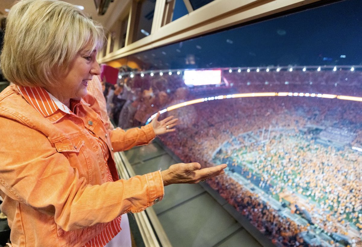 Donde Plowman tweet media