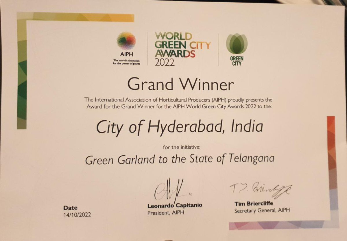 Moment of pride for 🇮🇳 as Hyderabad won the “World Green City 2022”award at the @AIPHGreenCity. All thanks to the Govt. of Telangana and the people of the city who showed commitment to increase the green cover.🙏 @KTRTRS @MPsantoshtrs #MyHyderabadMyPride #HappeningHyderabad