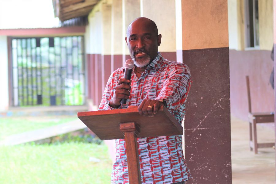 liberia_revenue's tweet photo. CG @loveofliberty served as keynote speaker @ the celebration of International Day of the White Cane held @ the Christian Association of the Blind office. He called for more respect for the White Cane and support for visually impaired Liberians.
#SupporttheVisuallyImpaired https://t.co/46ksr57wDx