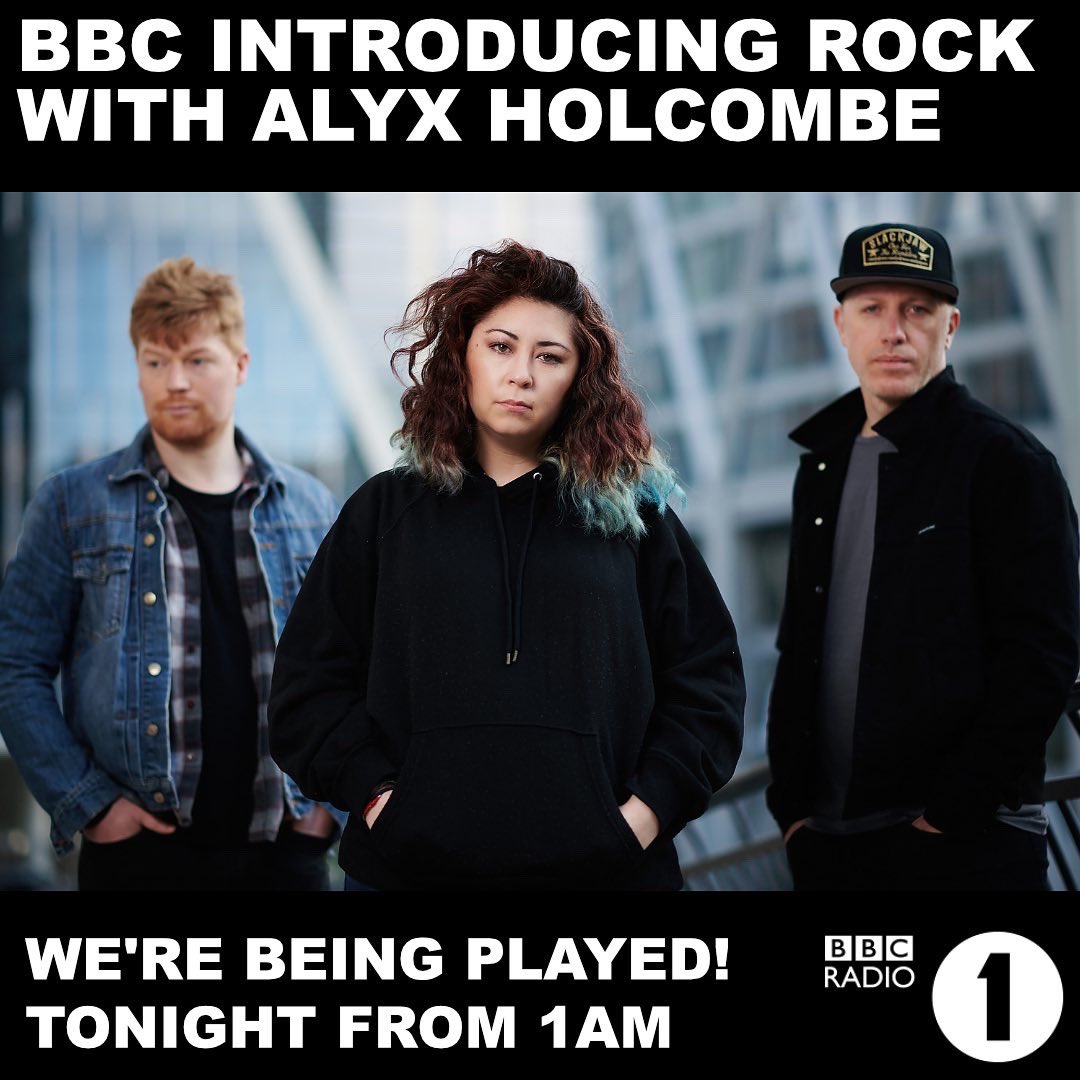 nightthievesuk's tweet photo. 🚨ANNOUNCEMENT🚨
We are beyond excited to announce that “Figure It Out” will be getting a spin on @BBCR1 🤘☺️ Check out tonight’s ‘BBC Introducing Rock on Radio 1’ with the awesome @AlyxHolcombe 🖤 #bbcr #bbcradio1 #alyxholcombe #bbcintroducingrock #bbcintroducing #nightthieves https://t.co/XkwcoKX5xw