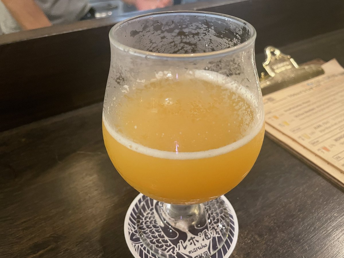 Sea For Yourself
Vitamin Sea Brewing🇺🇸

はじめまして、バイタミン。そもそも英語圏ではビタミンではなくてバイタミン。コスパ悪いけど綺麗なヘイジーで美味しいよ。

#craftbeer #mountainofbeer