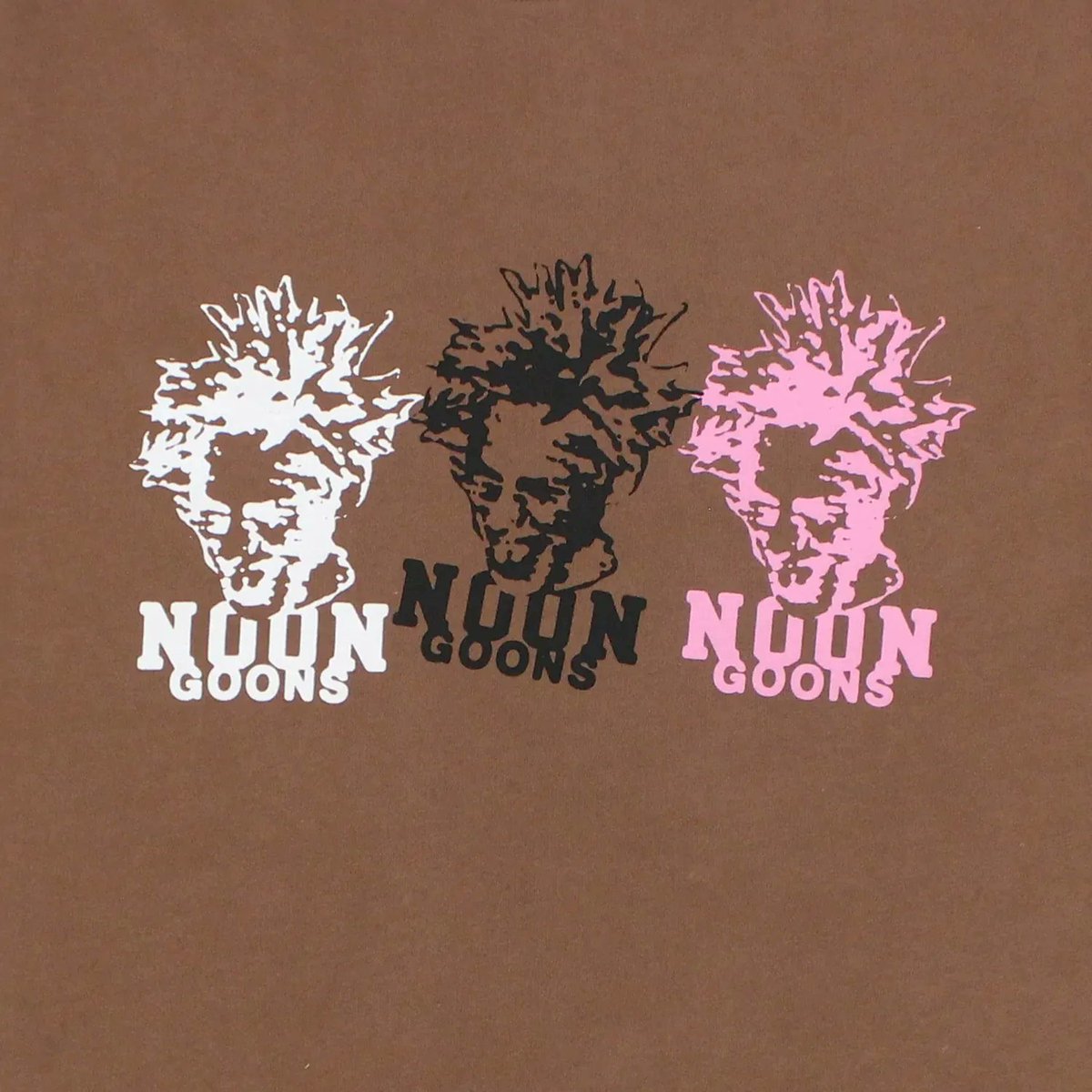 hanonshop's tweet photo. Noon Goons Mad Hatter Tee is available to buy ONLINE now!
#hanon #noongoons 
https://t.co/7F44B667VL https://t.co/O9Dj8vyNrI