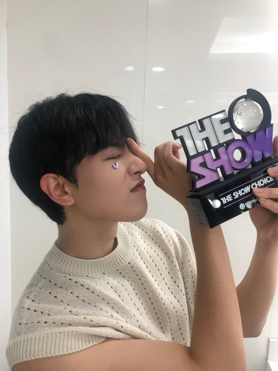 osakiswt's tweet photo. I miss you so much my sweet boy☹️
#ProtectRavn #RBWProtectRavn #RBWProtectONEUS #JUSTICEFORRAVN #ONEUS https://t.co/v8dATm2Wf6