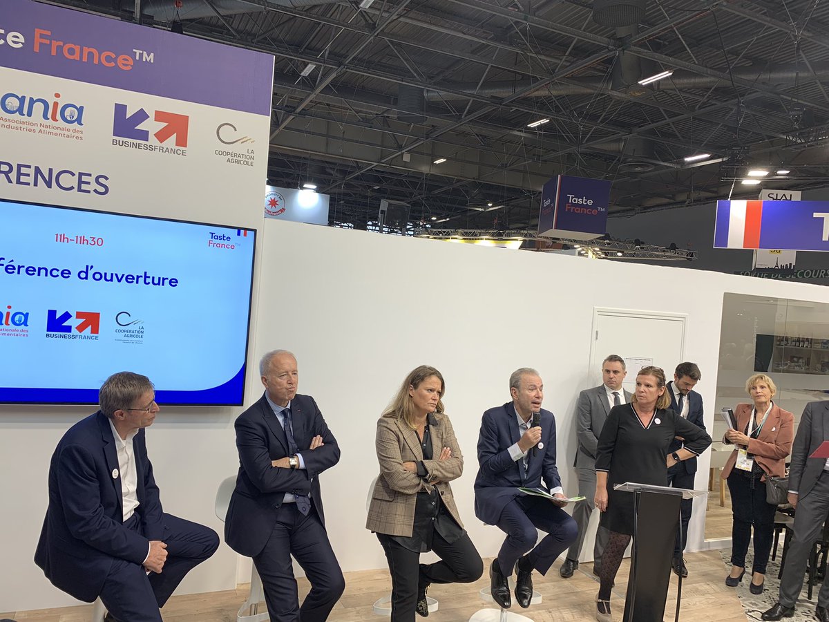 Je suis très heureux d’avoir participé à cette table ronde inaugurale du stand <a href="/TasteFrance_EN/">Taste France</a> sur le <a href="/sial_paris/">SIAL Paris</a> en compagnie d’<a href="/oliviagregoire/">Olivia Gregoire</a>, de Jean-Philippe André et de <a href="/ChargeDom/">Dominique Chargé</a>. Ensemble, accompagnons les entreprises de l’agroalimentaire vers l’export !