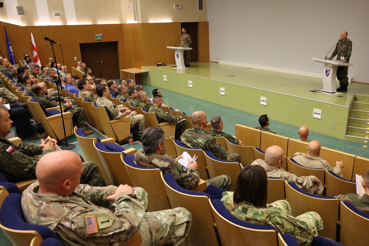 NATO_JFTC's tweet photo. MGEN Wagner, the #JFTC COM, opened the residential phase of #NATO Mission Iraq Pre-Deployment Training today. After virtual phase, during which future members of the allied mission gained academic knowledge, it is now time for practice.
#WeAreNATO #TransformationThroughTraining https://t.co/xoLMvAZPDr