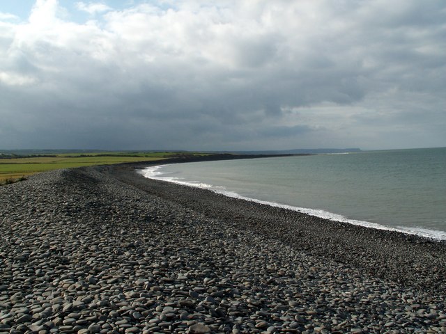 Llanrhystud Beach, Ceredigion dlvr.it/SbCxY8