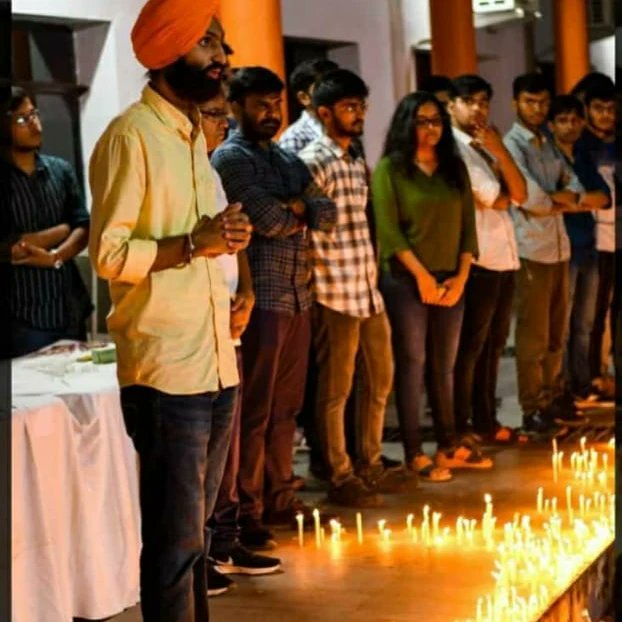 MantashaAhmed8's tweet photo. My brother can never commit suicide .. it's a cold blooded murder.. justice for my Brother Faizan Ahmed student of IIT Kharagpur.. https://t.co/58vt5taYqd