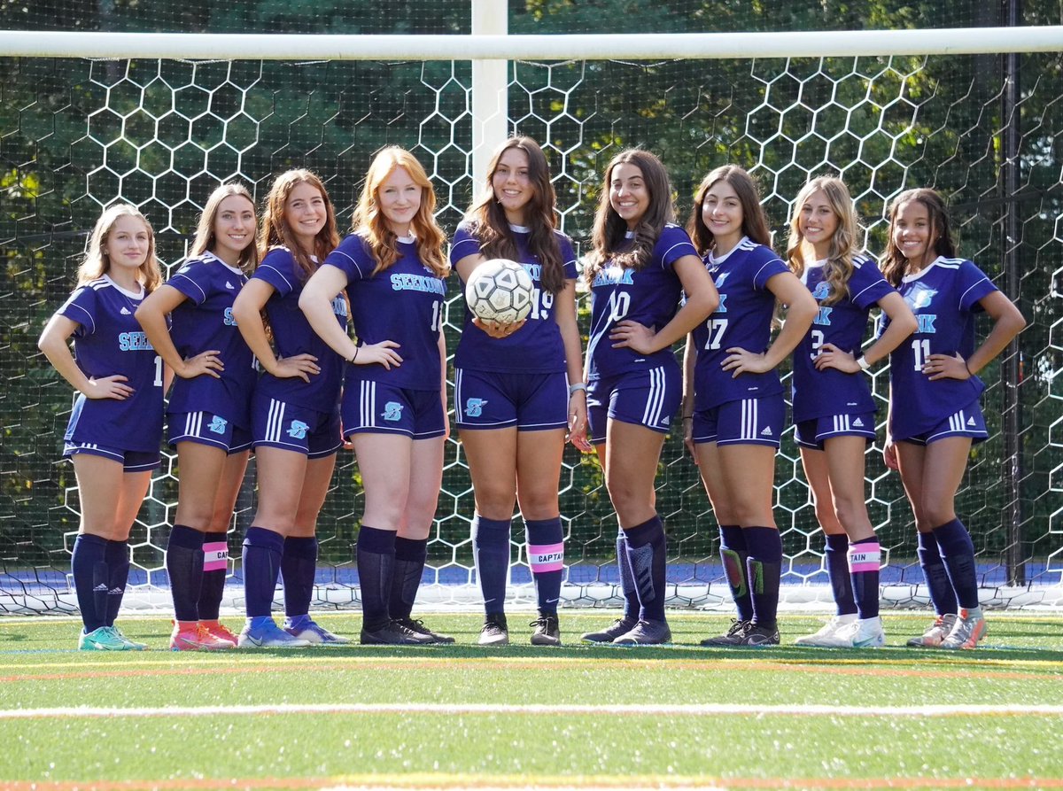 SeekonkGirlsocc's tweet photo. SENIOR NIGHT TONIGHT AT 5:30 @SeekonkHS. Ceremony for our 9 seniors starts at 5. Come support and get loud⚽️@DrWhalen3 @MattBosh75 https://t.co/DshR1qTP9q