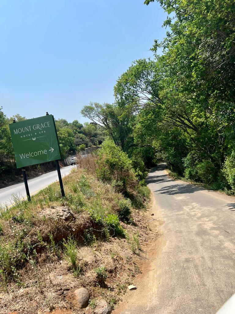 SenseOfAfricaSA's tweet photo. Our team was joined by the GoVacation Africa team members for a strategy session with @SouthernSunGrp in Mount Grace, Magaliesberg.
#Magalies #SouthernSun #MountGrace #MoreThanJustAJourney #Tourism #Workshop #Hospitality #Hotels #Lodges #Resorts https://t.co/XKiSqgvAqg