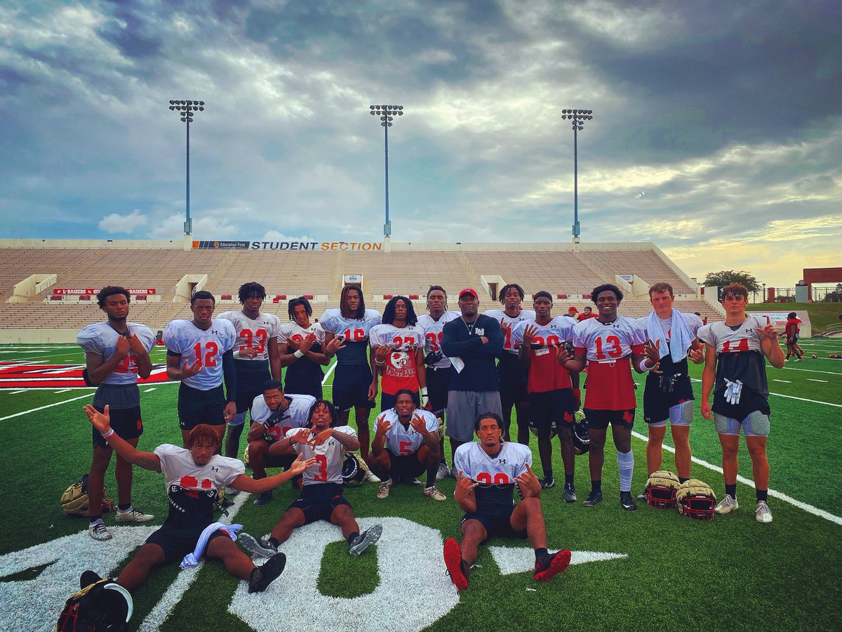 You are not a Product of your Circumstances, You are a Product of your Decisions.  #HEATT🔥