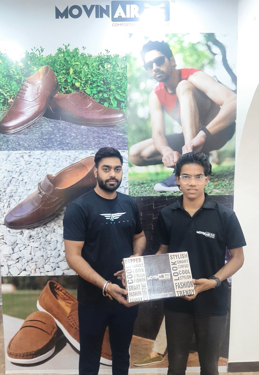 MovinAir's tweet photo. When they love your Brand..... #CustomerExperience #happycustomers #twittertrending #twitter #trending #faridabad #brandlove #shoes #shoesstore #fashion #trendingreels #trendingpost #movinair https://t.co/MBSotY9Kuq