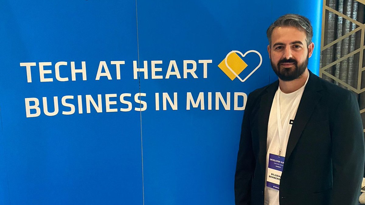 adessoturkey's tweet photo. Devnot Developer Summit’te yaklaşık 500 yazılım geliştiriciyle yüz yüze buluşmanın mutluluğunu yaşadık! 🤩
Tech Head’lerimizden Bilgehan Berberoğlu, sunumu sonrasında gelen soruları yanıtladı. Bir başka summit’te görüşmek üzere! 👋
@devnot_
#devnotsummit22 #adessoTurkey https://t.co/yVgjckpSTh