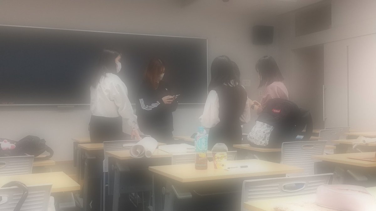kuri_icc's tweet photo. こんばんは🌙´-
今日は文化祭に向けて展示物の作成(下書き)を行いました✍🏻
2チームに分けて計3枚各自まとまるように構成を考えるのに苦戦しました😭
来週には完成を目指して頑張ります🔥 https://t.co/C8PEFz57NK