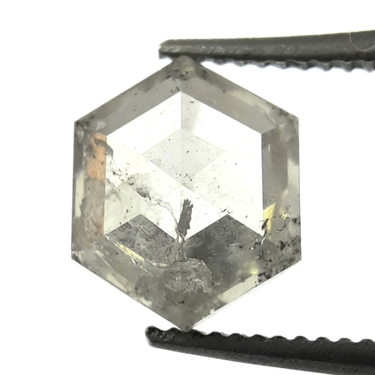 AvellinnoJewels's tweet photo. 0.72 Carat Hexagon Salt And Pepper Diamond For Diamond Ring ππ
#saltandpepper #hexagonshape #naturaldiamond #loosediamond #loosehexagon #fancydiamond #facetedcutdiamond #geometricshape #stonediamond #polisheddiamond #pepperdiamond #jewelleylovers #spacialdiamond #helloween https://t.co/xb0a1Rx8SK