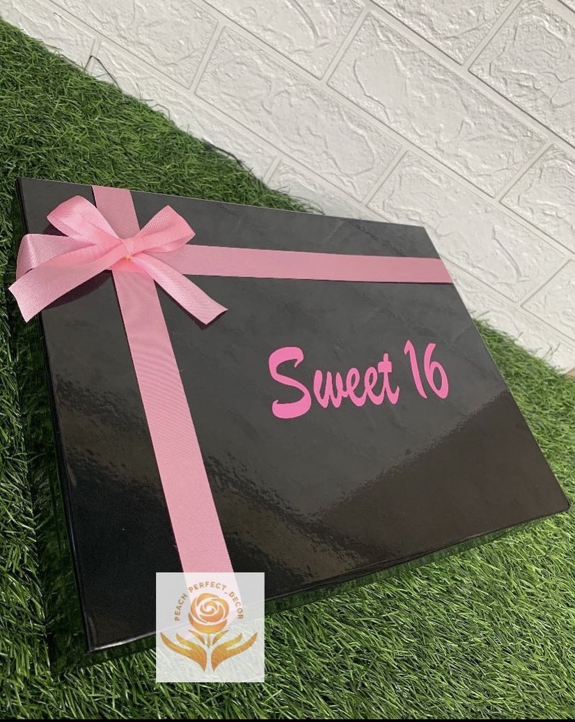 _oromzy's tweet image. One design, the next client demanded for a replica.🤗 Please Follow our business page on Instagram. instagram.com/p/CisWAbQDmNr/… We handcraft boxes for every occasion. Let’s make it happen for you 🥰

#sabinus #japa #kissdaniel