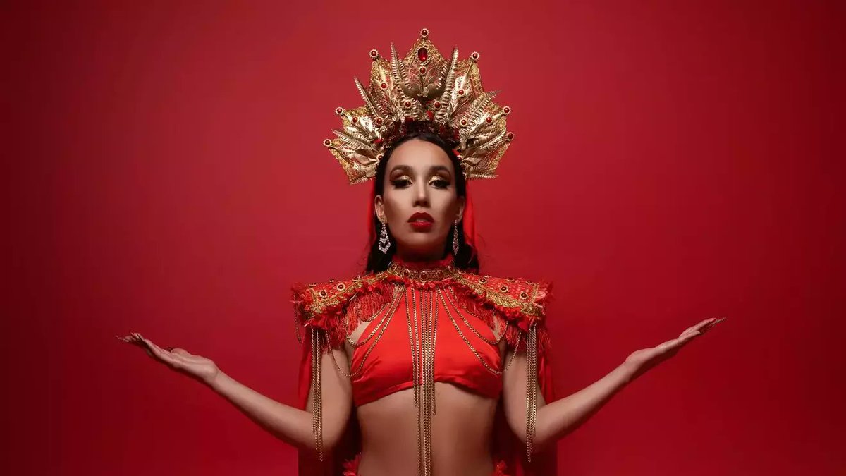 DiscosLibresCL's tweet image. Vamos por otra semana de #músicachilena, hoy con novedades de Soulfia, Calú, Paskurana, Rompeola y Cuáles i Quiénes.

¿Dónde? 👉 discoslibres.cl
#EscuchaCL #musicachilena #VitrinaCL