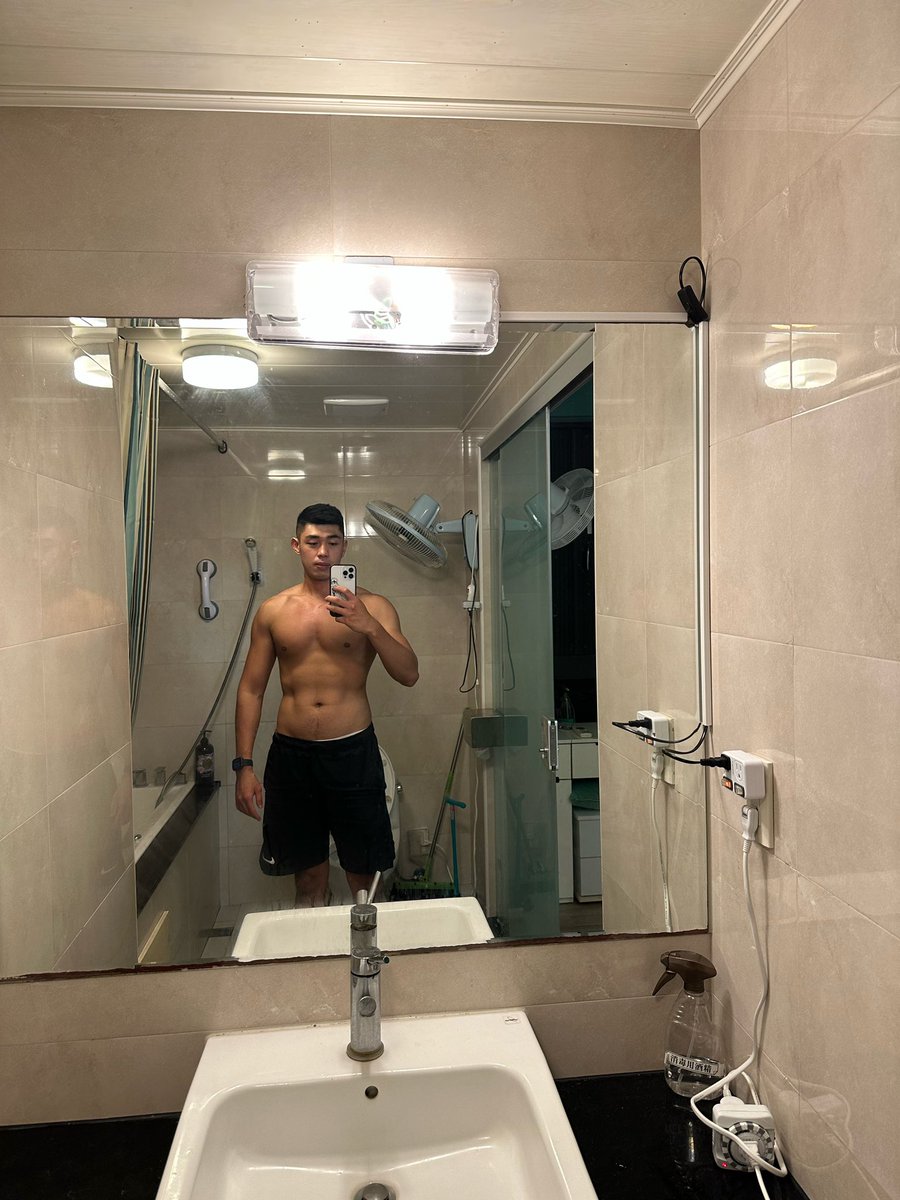 月底遊行要穿什麼呢？