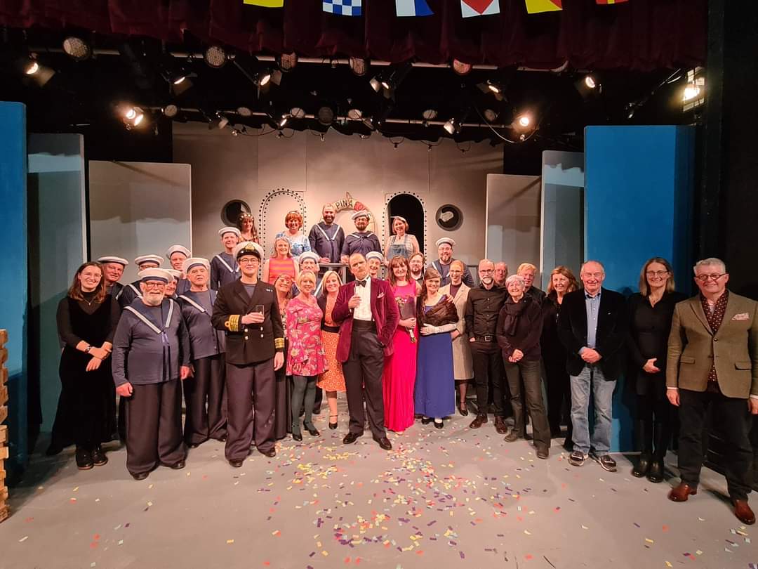 Stdavidsplayers's tweet photo. IT WAS SO GOOD TO BE BACK!

A post-show photo taken last night after final performance of HMS Pinafore at the Exeter Northcott Theatre - Barnfield (as it is now known).

The photo includes our wonderful musicians, and our honorary patron, D'Oyly Carte lead, Alistair Donkin. https://t.co/UbcEpHphju
