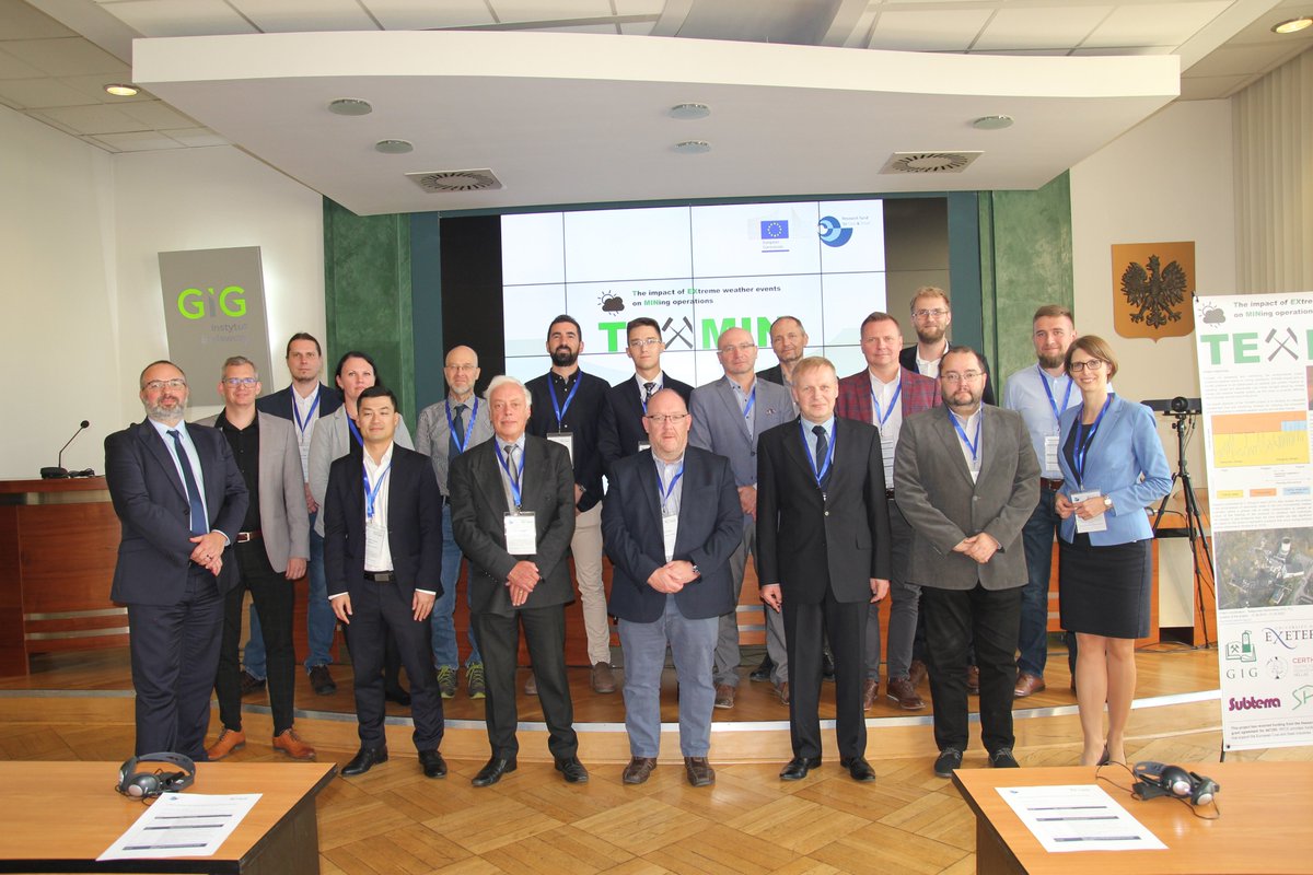 Subterra_Ing's tweet image. 🌎Conferencia final del proyecto RFCS de TEXMIN, relacionado con el estudio del impacto del cambio climático en la minería

Desde el Dpto. de I+D+i, Guillermo Vaquero asistió a este evento llevado a cabo en Katowice, #Polonia.

#TEXMIN #minería #clima #livemeeting