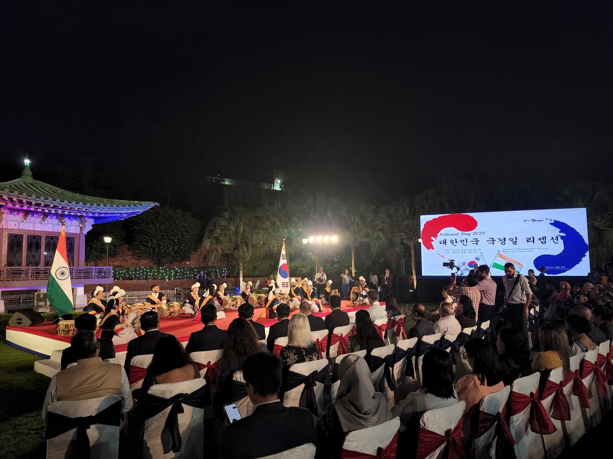 RokEmbIndia's tweet photo. 𝐄𝐦𝐛𝐚𝐬𝐬𝐲 𝐡𝐨𝐬𝐭𝐬 𝐍𝐚𝐭𝐢𝐨𝐧𝐚𝐥 𝐃𝐚𝐲 𝐑𝐞𝐜𝐞𝐩𝐭𝐢𝐨𝐧(𝟏𝟎.𝟏𝟒.) https://t.co/GXiRPElqBk
