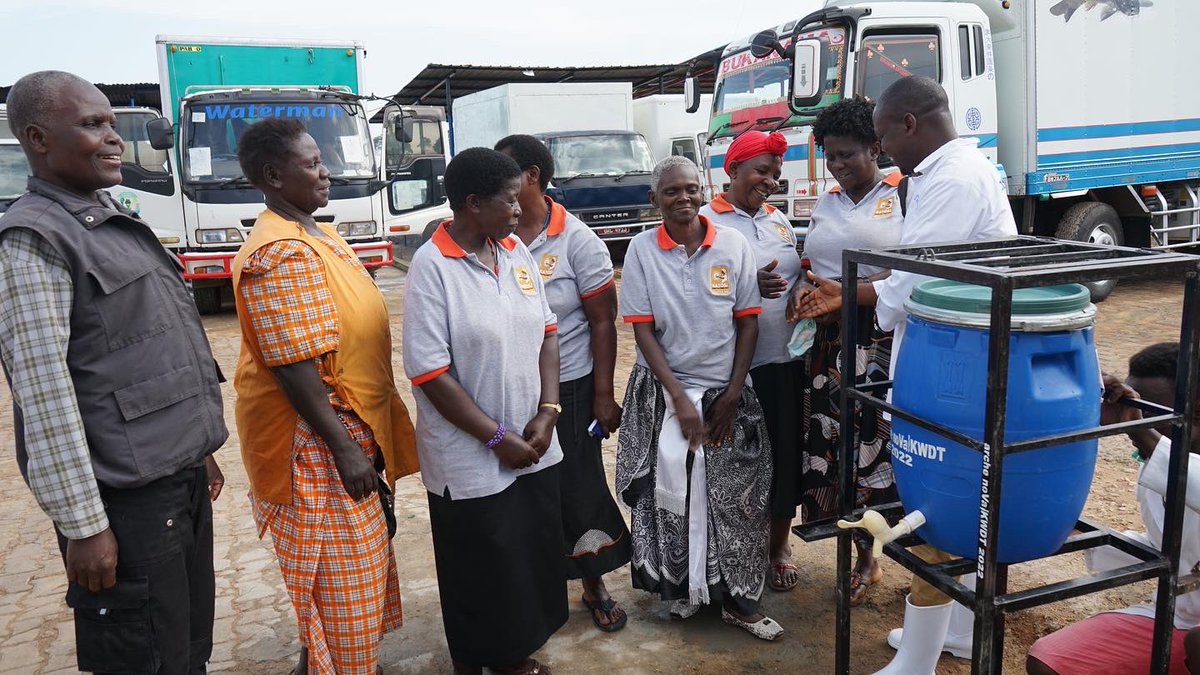 katosiwomen's tweet photo. An additional hand washing facility was installed in the community at Katosi landing site with support from @archenoVa 
#GlobalHandwashingDay2022 https://t.co/lBRGszsZBV