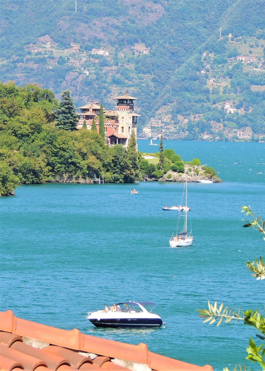 Menaggio,Lake Como,Lombardy-Italy. #nature #lakes 
More at youtu.be/9FBiy01hD-U