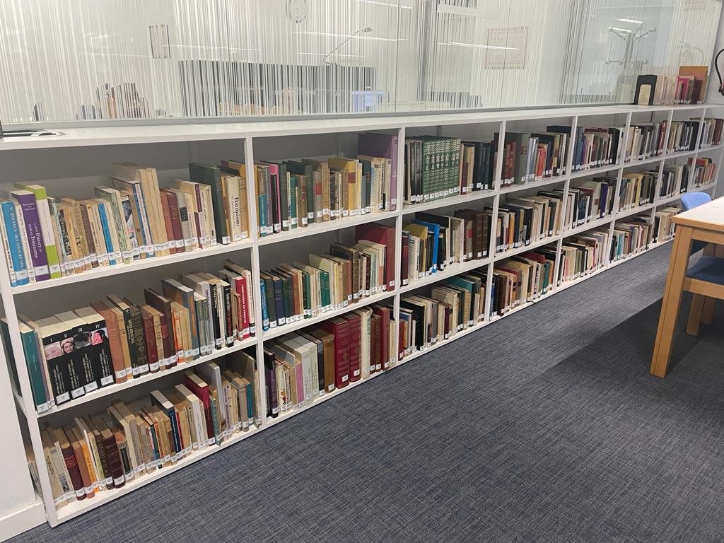 Bibliotecas Universidad CEU San Pablo tweet media