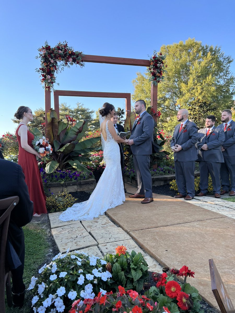 KeviRear's tweet photo. 10/15/22 I married my best friend https://t.co/F6ZC4OYKaS
