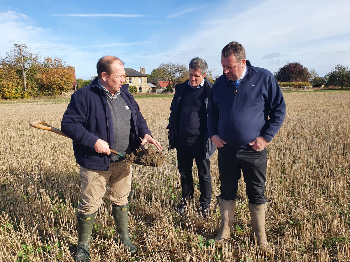 Great to hear from @LinesMartin, Chair of @NFFNUK, about how farms can be both profitable and positive for nature. @DefraGovUK's environmental schemes can be an extra income stream for areas of unproductive farmland that can deliver for the #environment and #biodiversity.