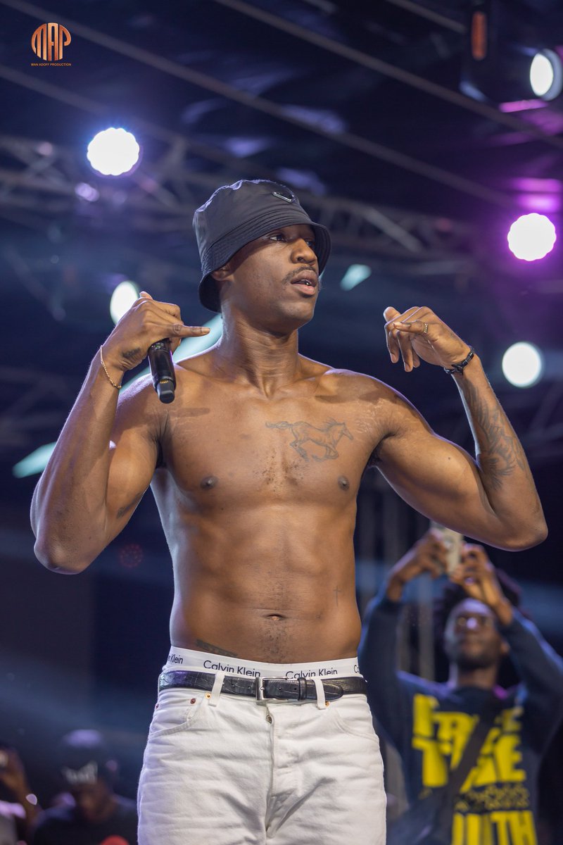 ManAdoffProd's tweet photo. @1RealJoeyB at the @tidalravefest #joeyb #TidalRave22 #mapgh https://t.co/6vb1yAdTjQ