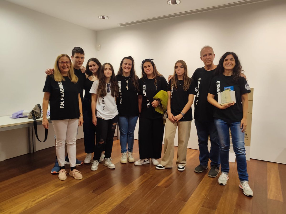AlmanzoraPulmon's tweet photo. ¡Hemos ganado un Premio Duna de @GEM_defensama ! 
🤩El pasado sábado 15 de octubre recogimos un Premio Duna en #Almería 💚 https://t.co/g7dUMqfC0z
