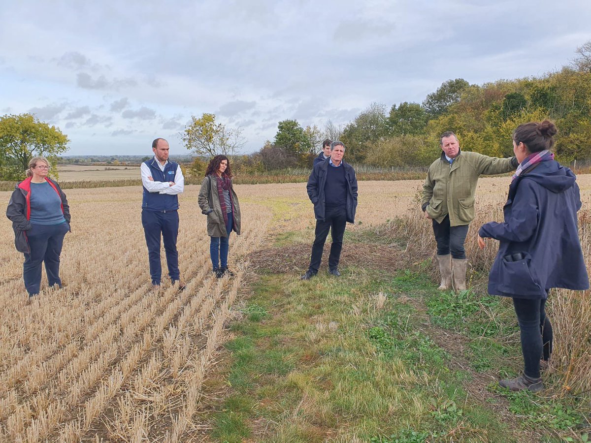 Pleased to see the work of @natures_voice and @georgiewildbray at Hope Farm today, showing that looking after nature helps increase farm profits. Farmers are the custodians of our #countryside and @DefraGovUK is working to provide the support they need.