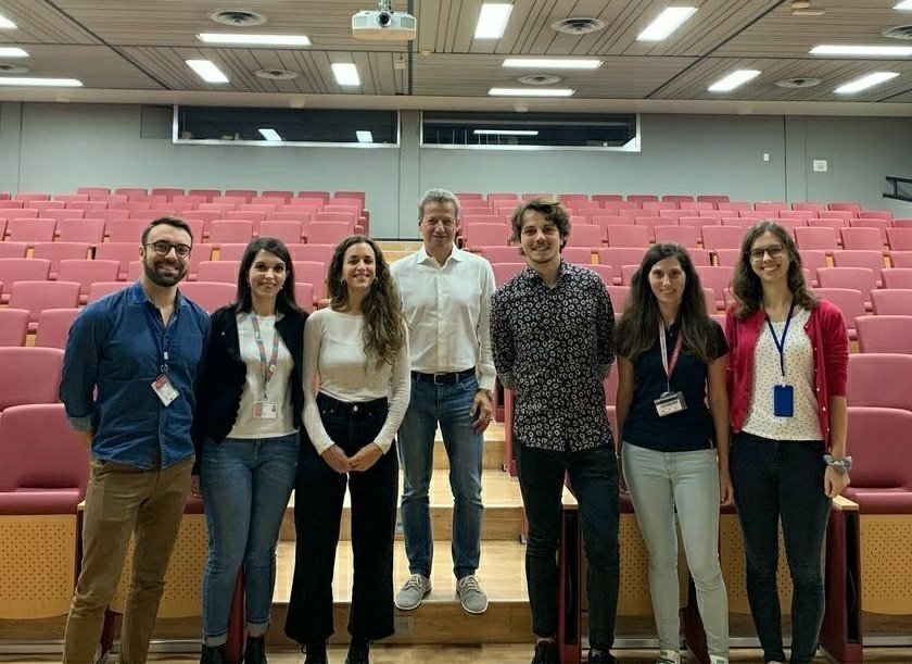 PhD_DSB_UniPD's tweet photo. We are thrilled to announce the young researchers that have been selected for an oral presentation during the upcoming Annual Retreat🤩👏🏻

🎓PhD students:
@CarraroEugenia
Federico Fabris
Elena Frigo

🔬Post-Doc:
@cla_laq
@scanomartina
@FTonolo

#dsbretreat https://t.co/cJ1HLJeRat
