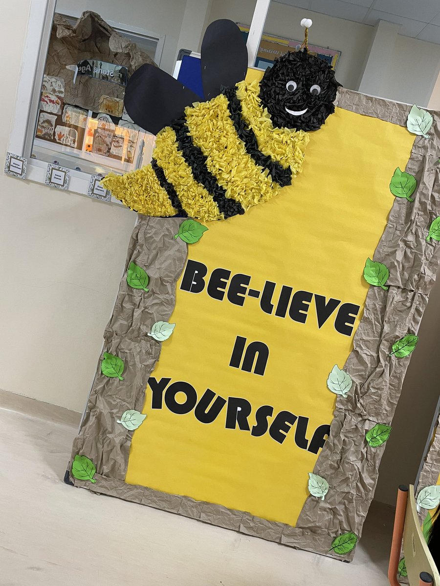 StephanieMclead's tweet photo. Something fun is on the horizon… @psisqatar @MsRebecca07 #literacycoordinator 🐝 🏆 https://t.co/3eZnznsLiw