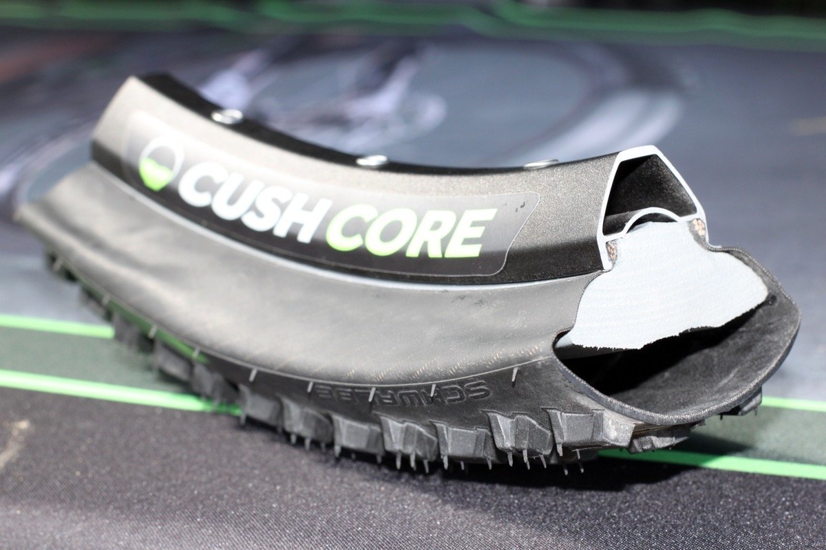 motorpuntoes's tweet photo. #CushCore es un innovador sistema que mejora espectacularmente tu #MountainBike.
https://t.co/7neMFD38E7
#BicicletaEléctrica #Movilidad https://t.co/deglCQIBmS