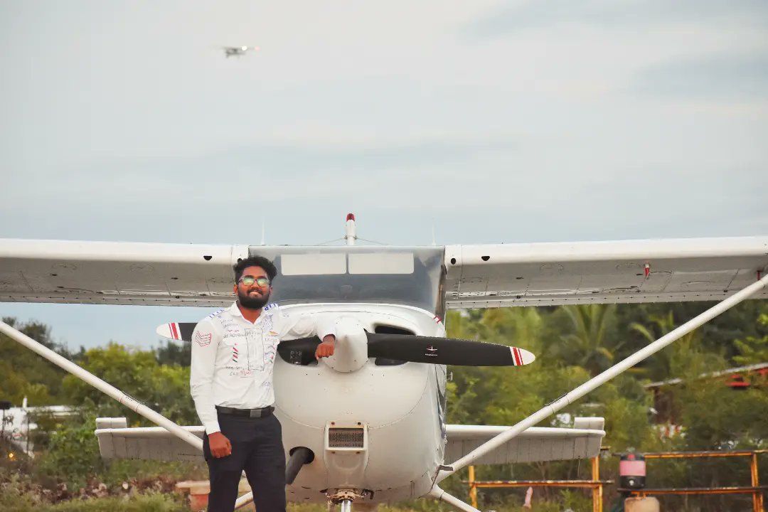 Carveraviation's tweet photo. Carver Aviation is very proud and we wish you all the best in your further endeavors ✨✈️
#FirstSolo
With Carver Aviation, learning is a phenomenal experience.
-Cadet Tanmay Kodre 🧑✈️-
@tammy_13__
#solotraining #soloflight #flyingdream #flyingschool #flyingschoolindia https://t.co/lrJgI4r2Kr