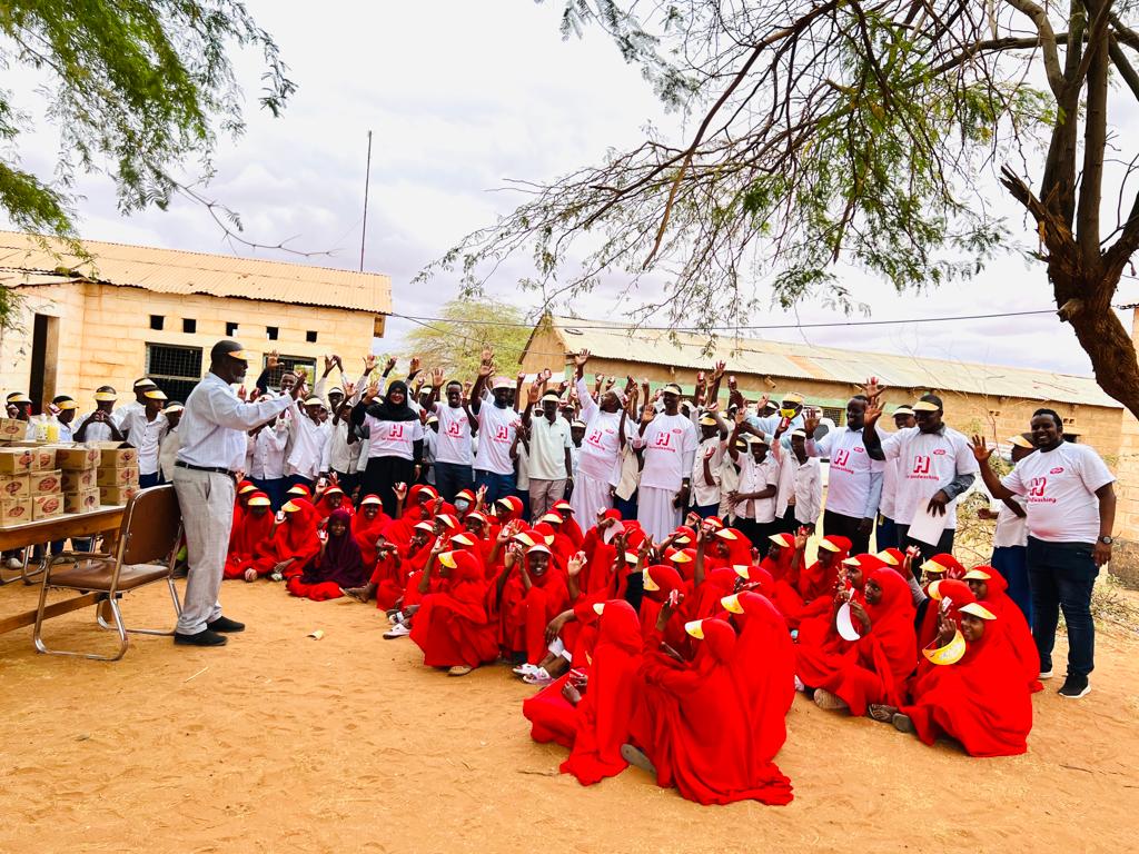 #GlobalHandwashingDay event organized by Mazingira Alliance with support from Lifebuoy held at Mandera D.E.B primary school. Thanks to everyone who turned up for the event. Happy handwashing week and help pass the much needed awareness to someone else !