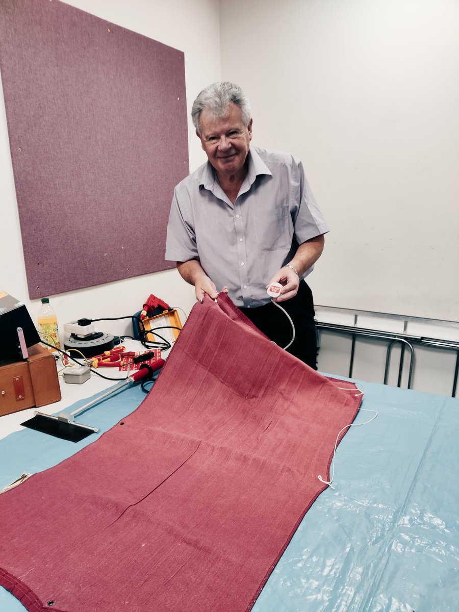 HFRS_EHB's tweet photo. Pop into Bishop's Stortford library today to test your electric blanket for free!!
If it's over 10 years old it needs replacing!
#electricblanket
#electricblankettesting https://t.co/VbVP7lIVye