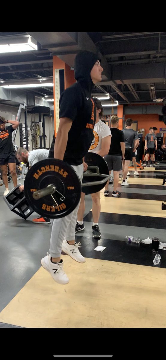 <a href="/UF_Baseball_/">Findlay Baseball</a> always starts the week off right on Monday mornings! Been working all semester, and we have high expectations for this team moving forward! #OilerStrength #OrangeAndBlack #OilerBaseball