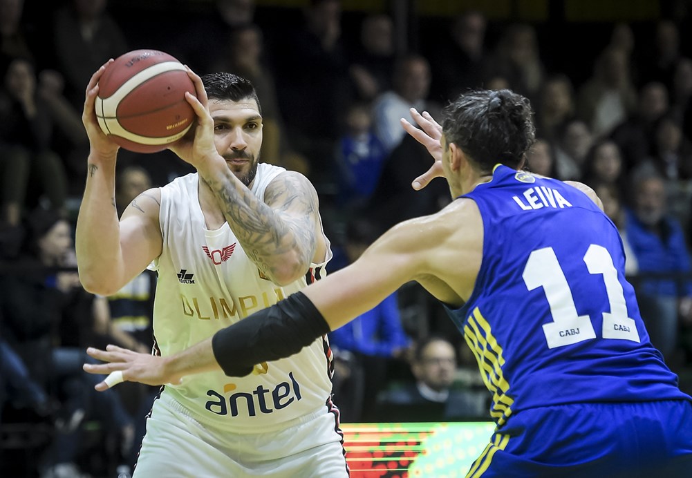 lamaquinablanca's tweet photo. Esteban Batista fue destacado por su actuación en @LSbaloncesto en el grupo C 🫡
Felicitaciones 💪🏼 
#OlimpiaSomosTodos🔴⚪ https://t.co/13qVbPbkRk
