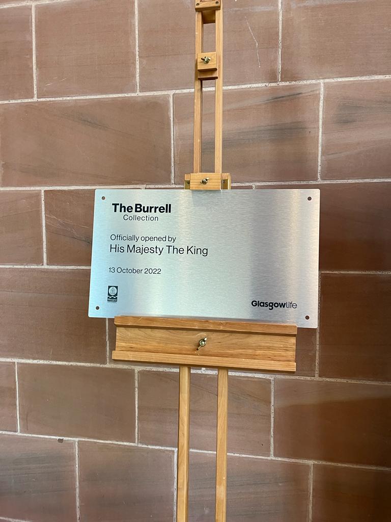 iona_enable's tweet image. Great morning spent at Pollok Park, with some of our young people testing out the interactive devices at @burrellcollect finished with some cow spotting 🐮 days out are a great way to practice using public transport, socialising and dressing for the weather!! ☔