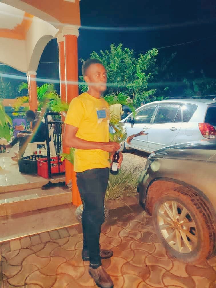 Chilling with the big boys of IPAALA FC at CHAMPIONS PARTY🎉🥳🤸🏆⚽🍰🍡🎂🍾🍷