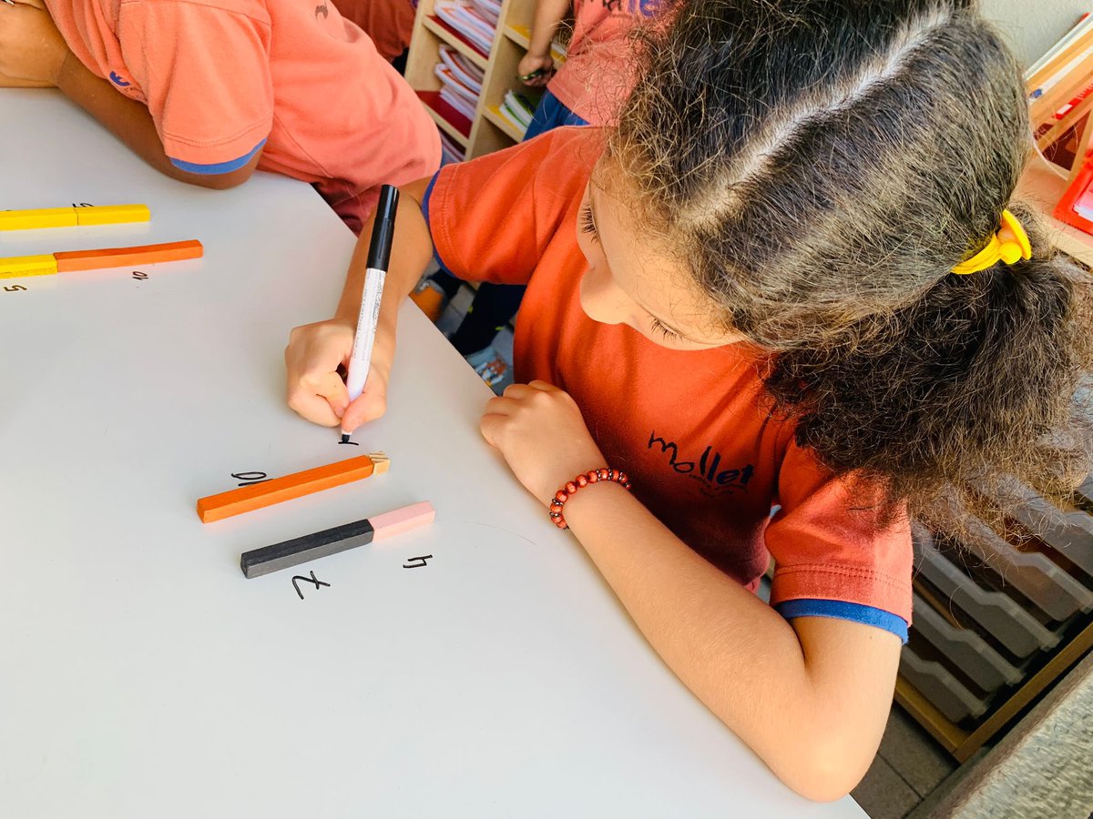 CEM1931's tweet photo. | PRIMÀRIA |
A 2n de #Primària calculem i resolem diferents operacions #matemàtiques amb els #reglets.
@tekmaneducation
#aprendre #somcem #escola #molletdelvalles #alumnes https://t.co/GEvGBC1eha