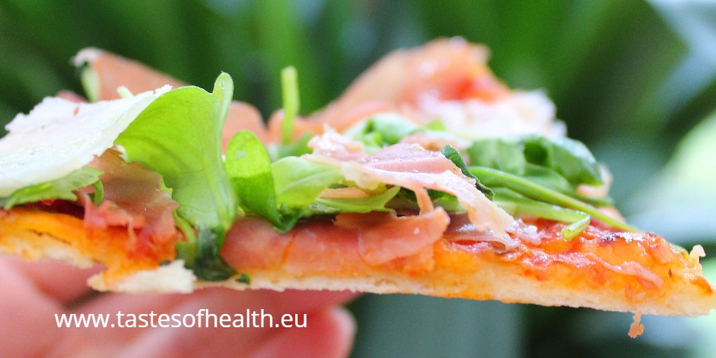 TastesOfHealth's tweet photo. Are you looking for a #RecipeForPizza ๐that will be easy to make but will provide you with a delicious outcome? Then please try this one https://t.co/o7GDXnmvSE to make a thin & crispy base ๐
#pizzarecipe #recipetopizza #pizzasaucerecipe #recipeforapizza #recipeforpizzacrust https://t.co/IpETU6j8kG
