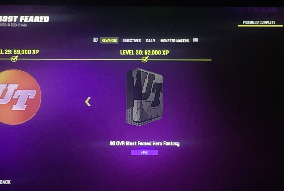 jzago_707's tweet photo. @MaddenNFLDirect @Zirksee @MUTality7 @EAMaddenNFL #packstrike #madden23 #mut23 Anyone else out there that hasn’t received their 90 OVR Most Feared Hero Fantasy pack after finishing Level 30? https://t.co/fwRubLdLUV