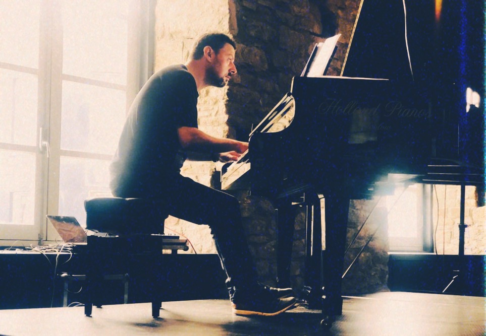 SouthTippArts's tweet image. The fourth in our season of Acoustic Live Sessions in the gallery features Eamon O'Malley playing his first solo piano concert since 2019.
Book your FREE ticket here: eventbrite.ie/e/eamon-omalle… or visit our #linkinbio
Supported by @DeptCulturelRL @TipperaryArts  #locallive #llpps