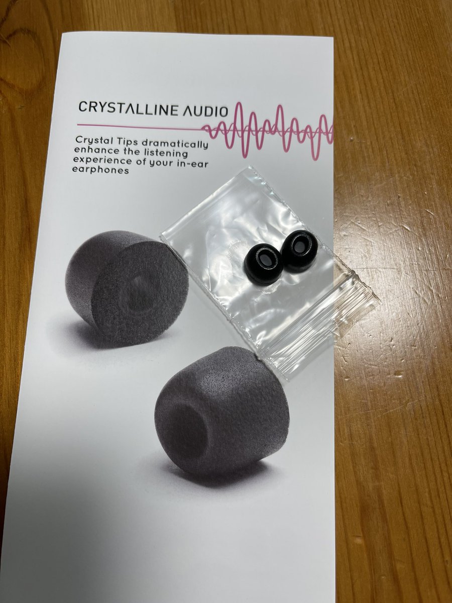 1kimuchi's tweet image. 当たりました〜❗️😁
耳のフィット感も優しくて密着度も高いから外音を程よくシャットする感じ👍で音に没頭出来ます！長時間付けていても疲れなさそう😊🎶
完実電気さん、ありがとうございます♪楽しませて頂きます🙇‍♂️

#CrystalLine  #CrystalTips