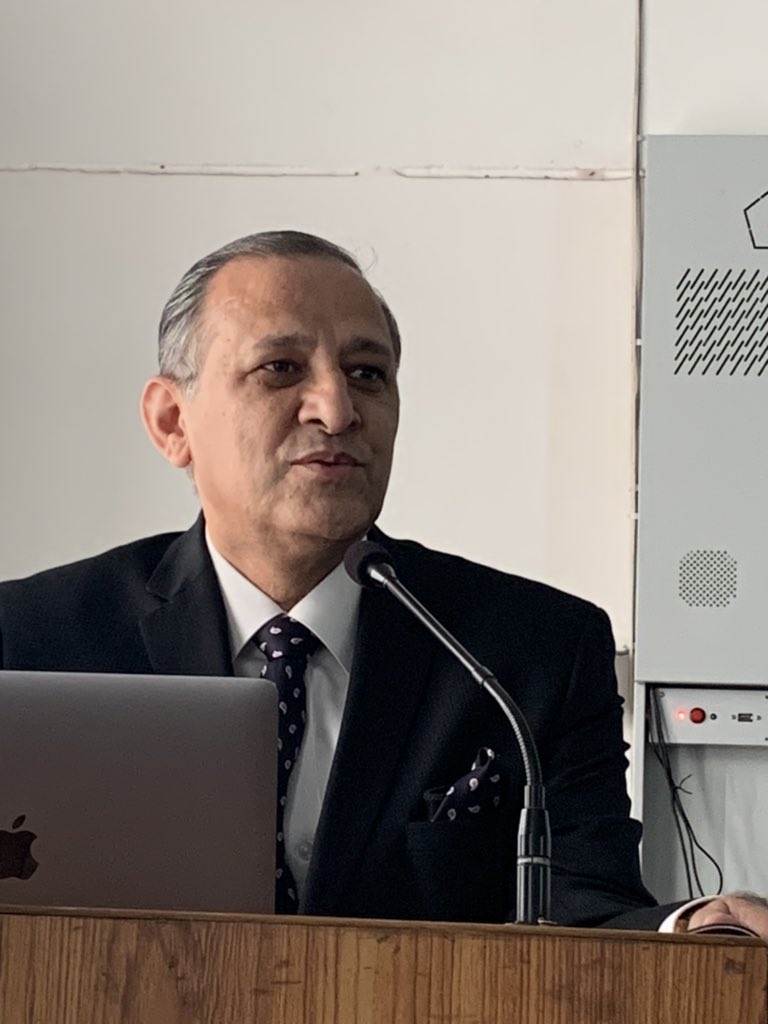 ChemistryDepar1's tweet photo. Chemistry Department organised the Third lecture in the Alumni Lecture Series was delivered by Prof. Alok Dhawan, Director CBMR on 17-10-22. The Chief Guest was Prof. Brijendra Singh, Dean, Faculty of Science @profalokkumar @Alok_Dhawan @mishraanil2703 @dswlkouniv @DurgeshAIHLU https://t.co/mRJ5odpMmx